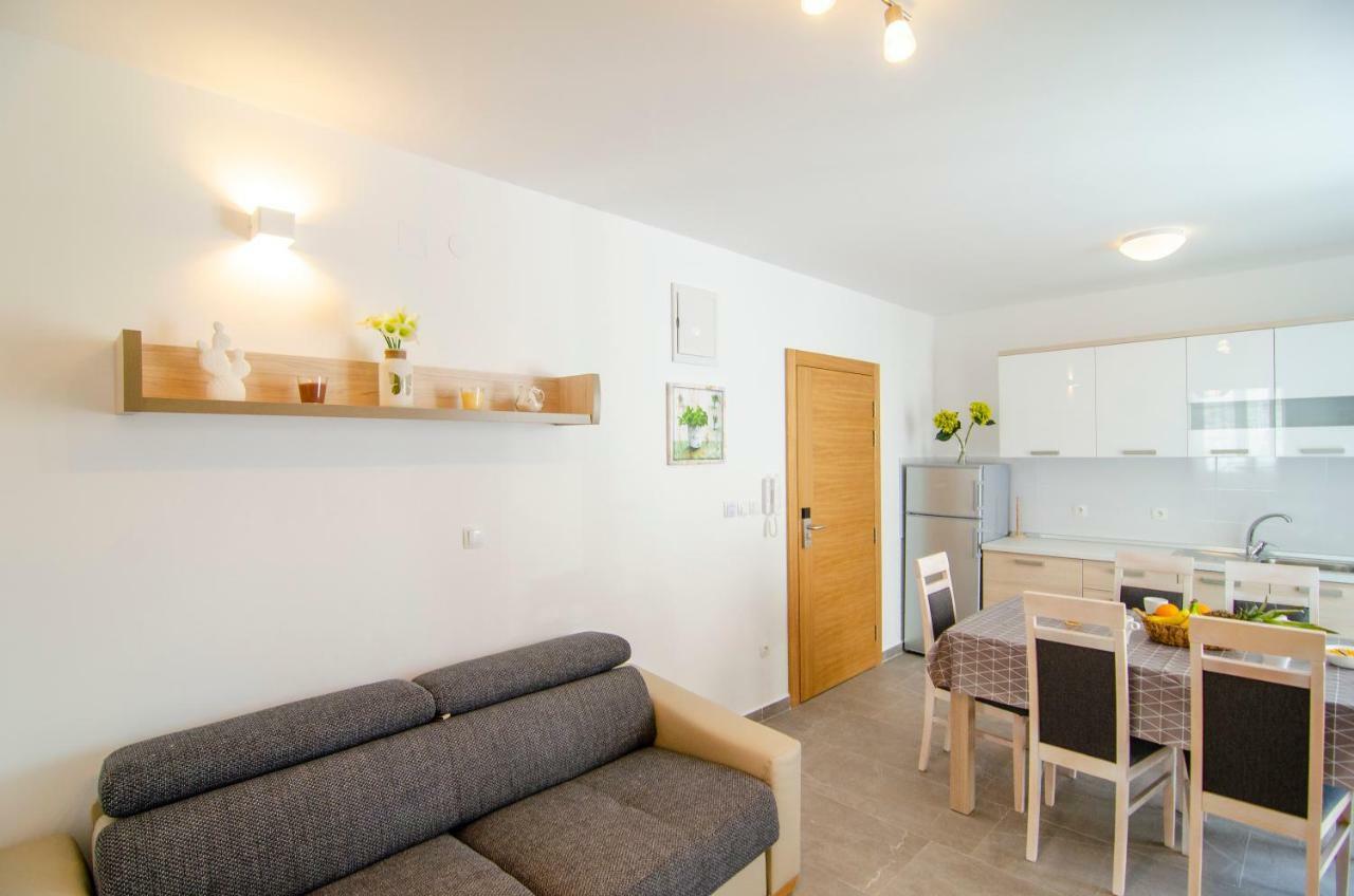 בול Apartments Sara 2 מראה חיצוני תמונה