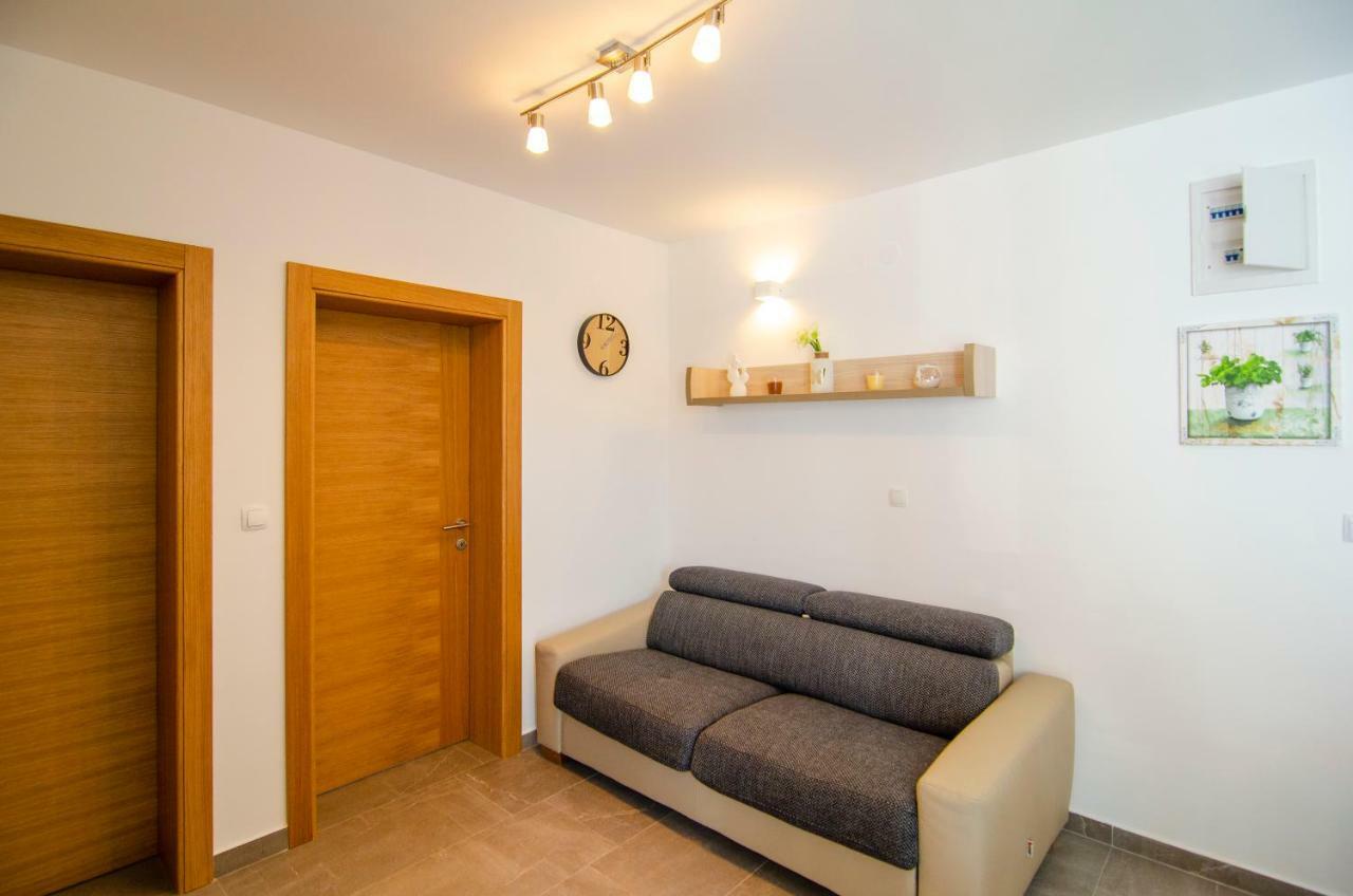 בול Apartments Sara 2 מראה חיצוני תמונה