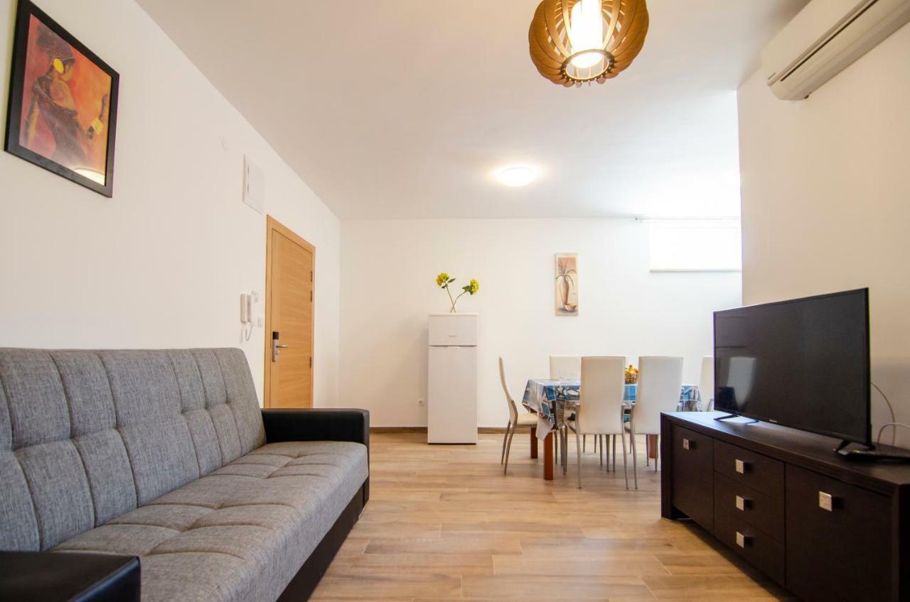 בול Apartments Sara 2 מראה חיצוני תמונה