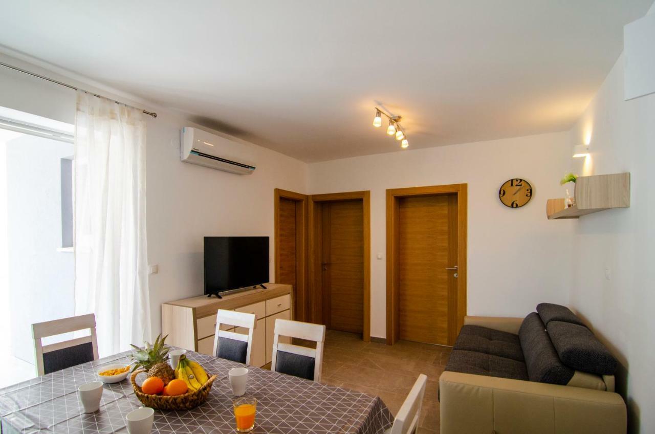בול Apartments Sara 2 מראה חיצוני תמונה